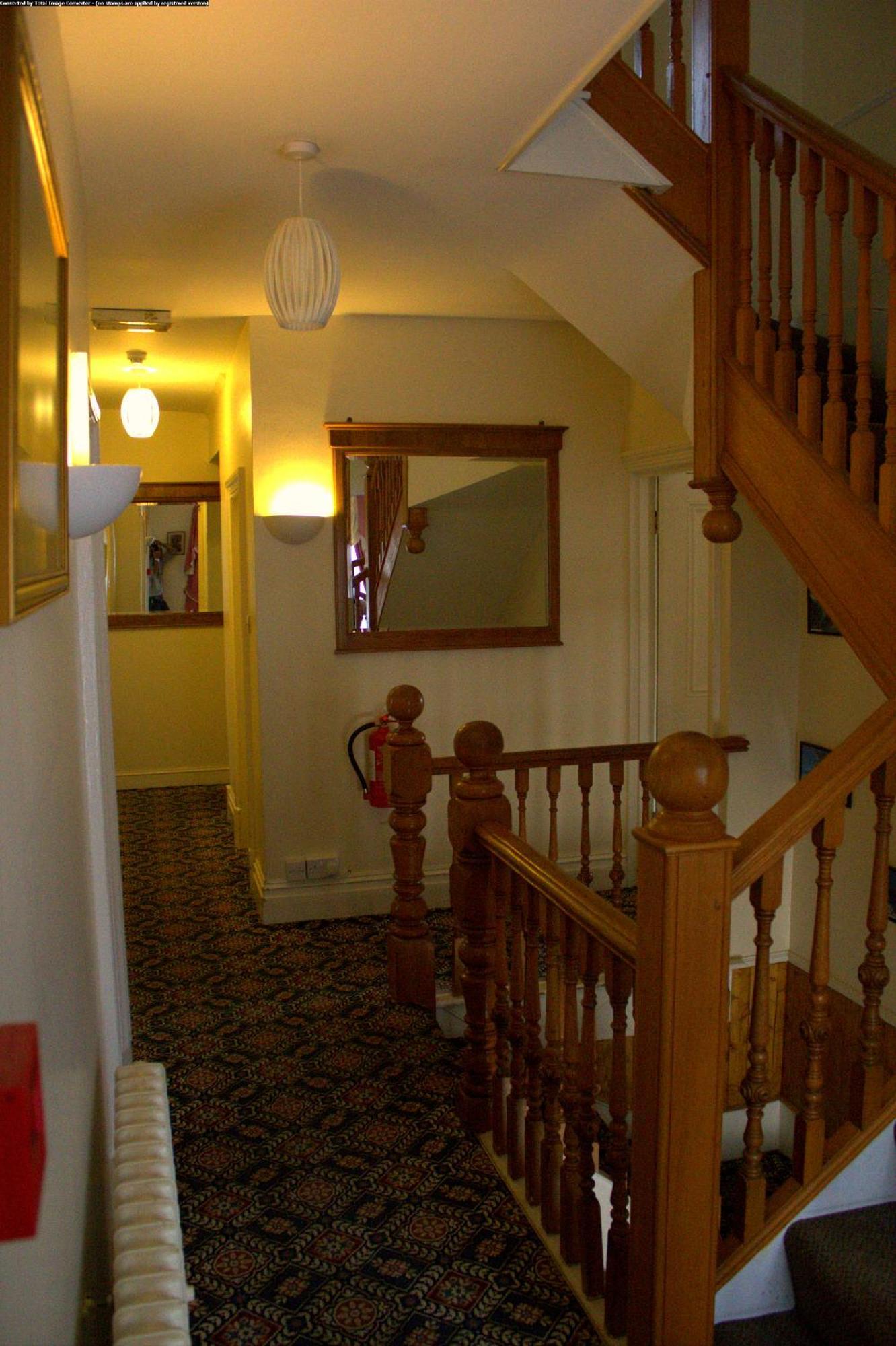 Gatwick Turret Guest House Horley Buitenkant foto